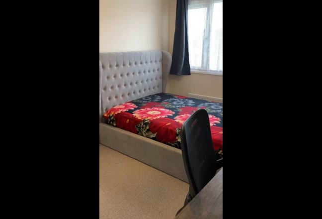 Double Room- Female Student/ Professional Only Main Photo
