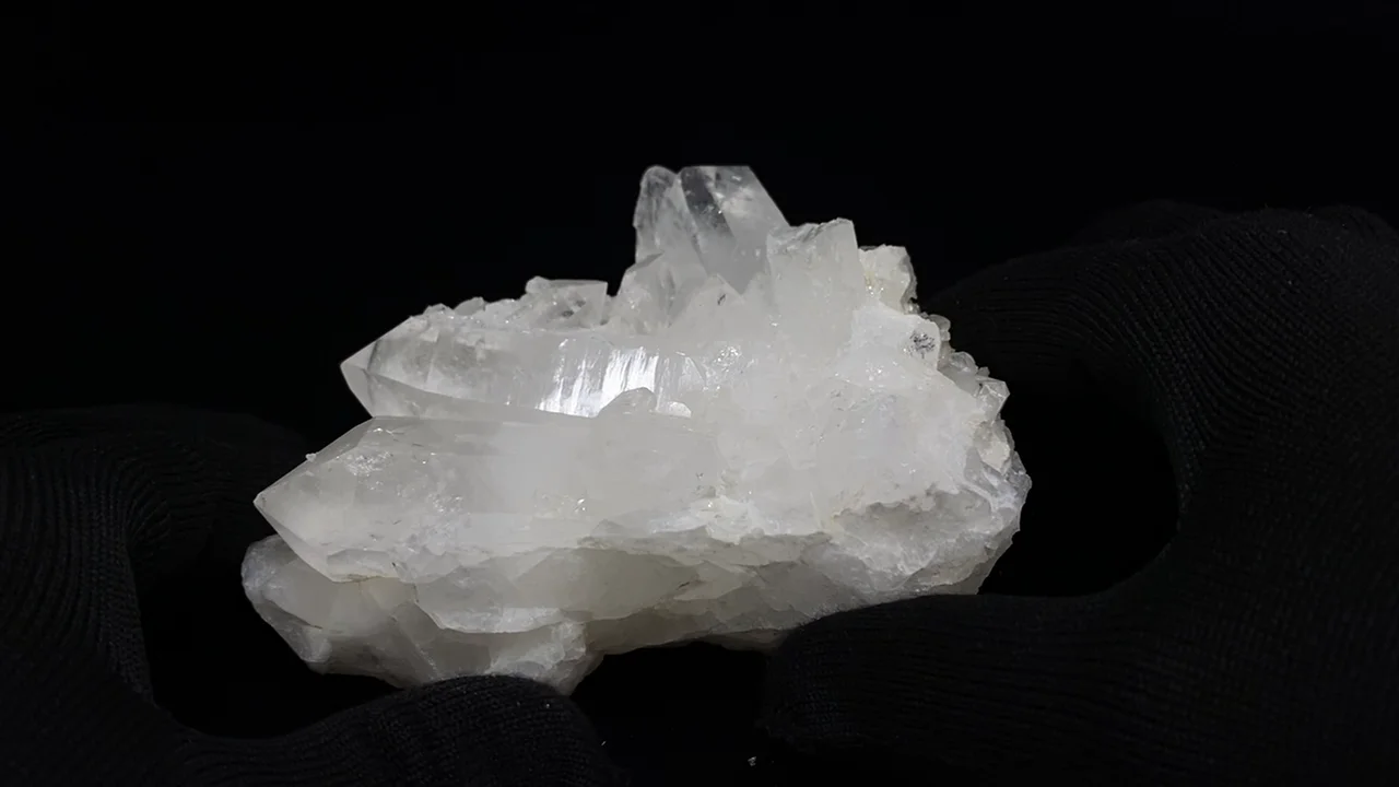 動画】【1点もの】スカルドゥ産ヒマラヤクォーツ クラスター NO.9