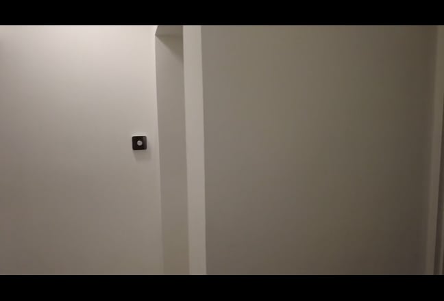 Bright, Modern Ensuite for Single Professional Main Photo