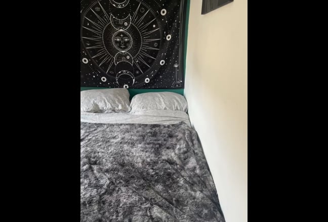 Flat share ( 1 double room to rent ) Main Photo