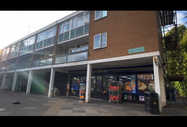 One Bright double rooms in a flat with balcony  Main Photo