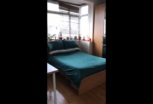 Large double room Main Photo