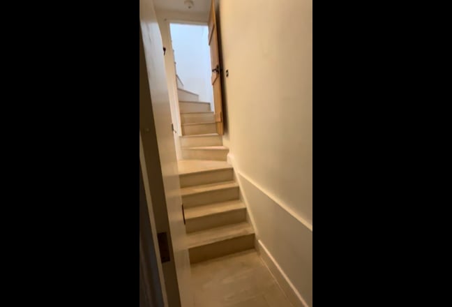 Bright and homely room available in Hampstead Main Photo