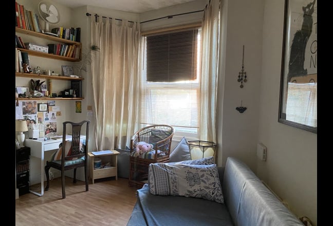 Double Room in Large house shared kitchen bathroom Main Photo