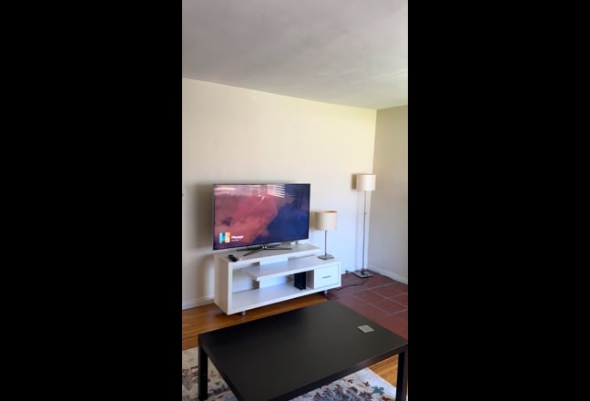 Large & Small Room Available in Quiet House  Main Photo