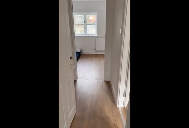 🏡 Stunning 3-Bedroom House Private Garden & Drive Main Photo