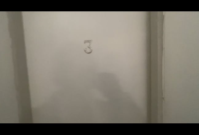 Large Ensuite Room in Bradford BD7 Main Photo