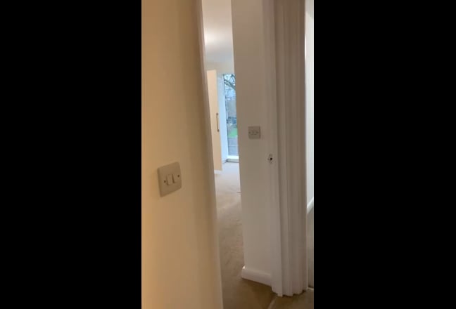 Ensuite Clapham Room! Main Photo