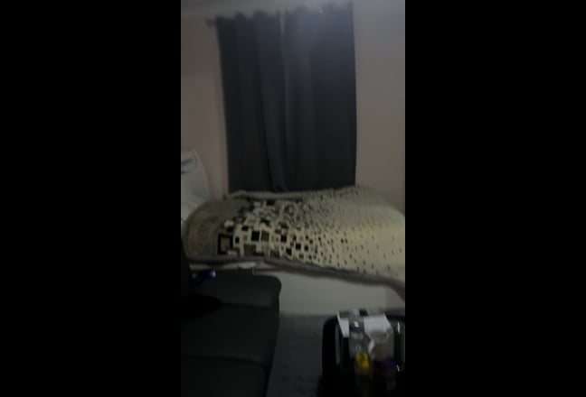 Spacious Room for Rent – Great Location! Main Photo