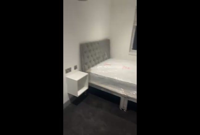 Perfect Studios City Centre - All bills included Main Photo