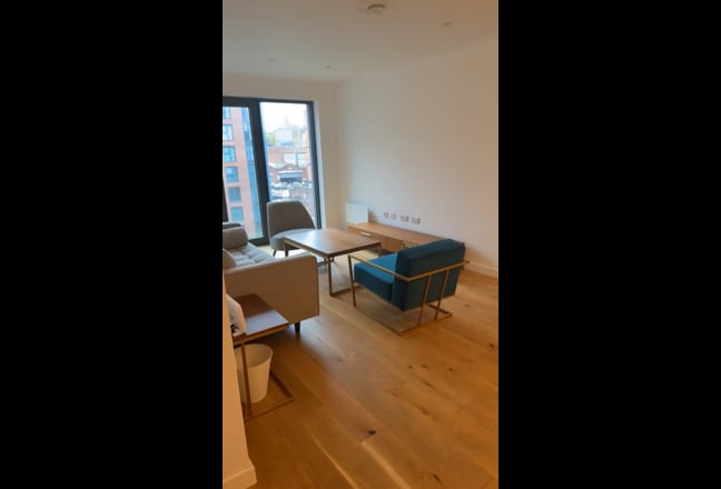 Double Room Available  Main Photo