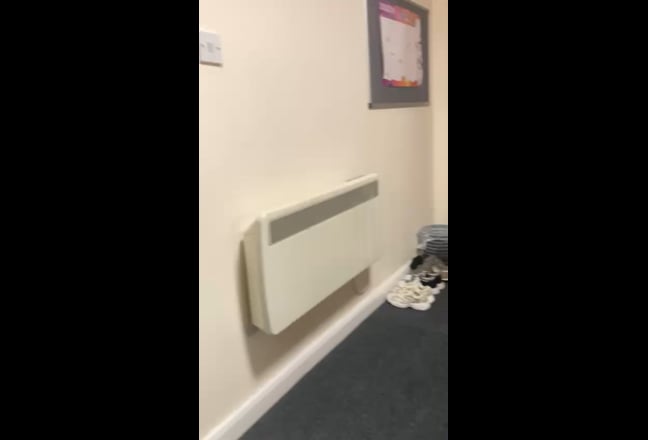 Medium Single Room with Private Bathroom riverside Main Photo