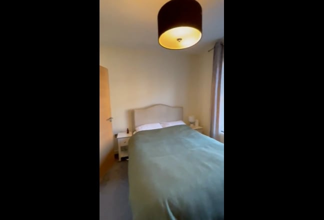 Looking for a short-term tenant Main Photo