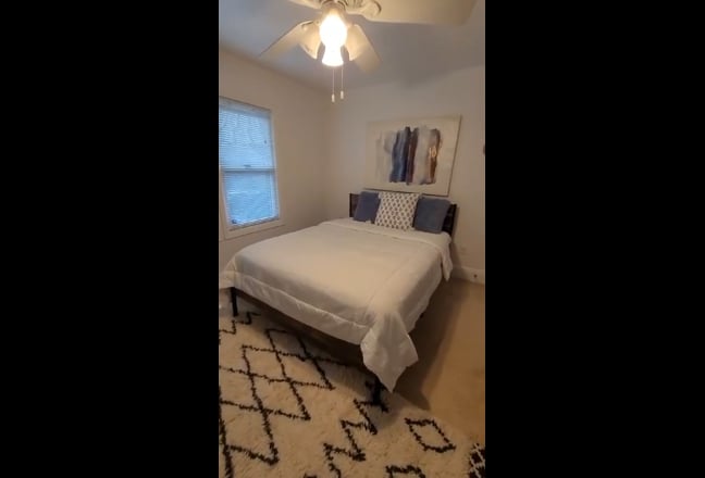 Large Furnished Room Main Photo