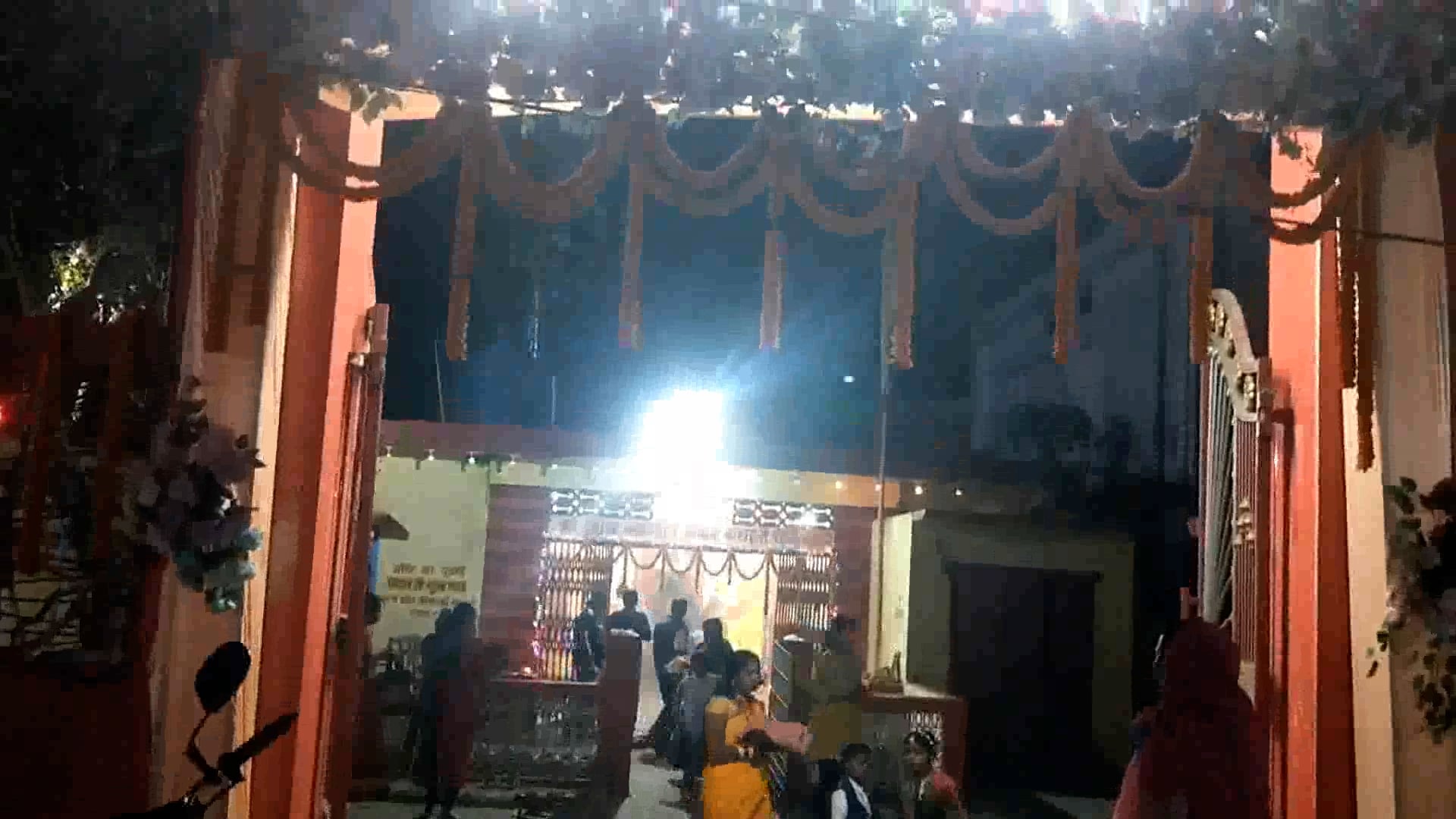 महाशिवरात्रि के अवसर पर विशेष रूप से सजाए गए शिवालय#Giridih 