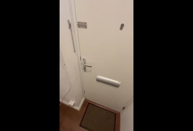 ***Flatmate Needed Urgently ** Old Street EC1V Main Photo