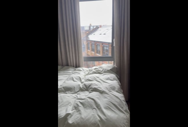 A cosy room w/ private bathroom - Old Town Clapham Main Photo