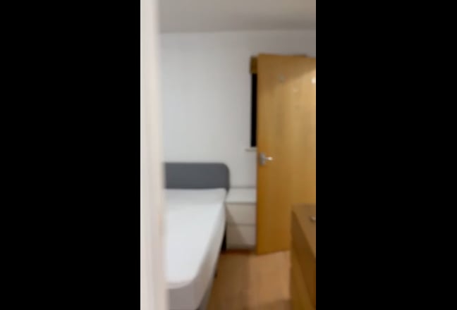 Furnished en-suite room | 15 Mins Town Uni Station Main Photo