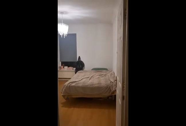 Room Available opposite Kingston Hospital Main Photo