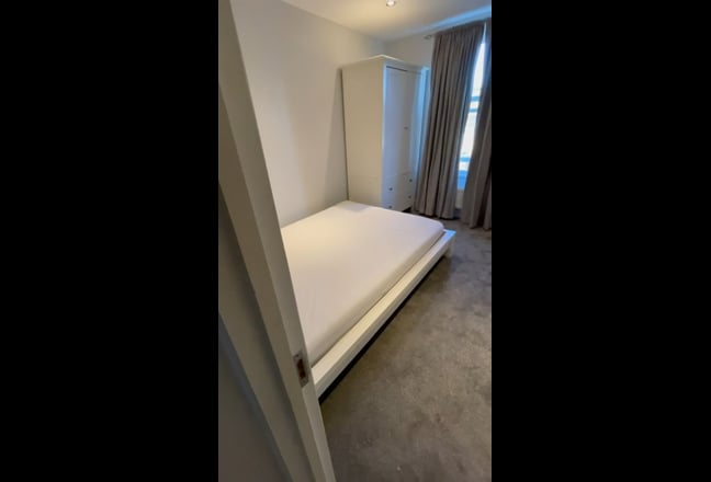 ✨ Stunning Double Room in Wimbledon! 🏡 Main Photo