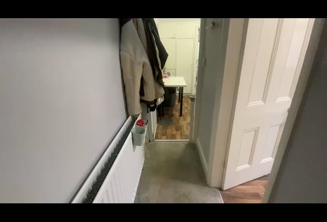 1 Bed Apartment *Bills Included* Near City Centre Main Photo