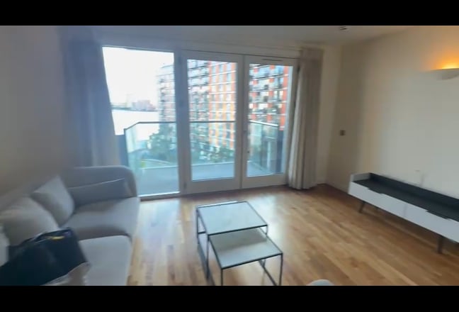 2 Bed, 2 Bath Apartment in Canary Wharf Main Photo