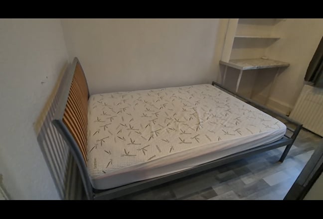 Double Room to rent Main Photo