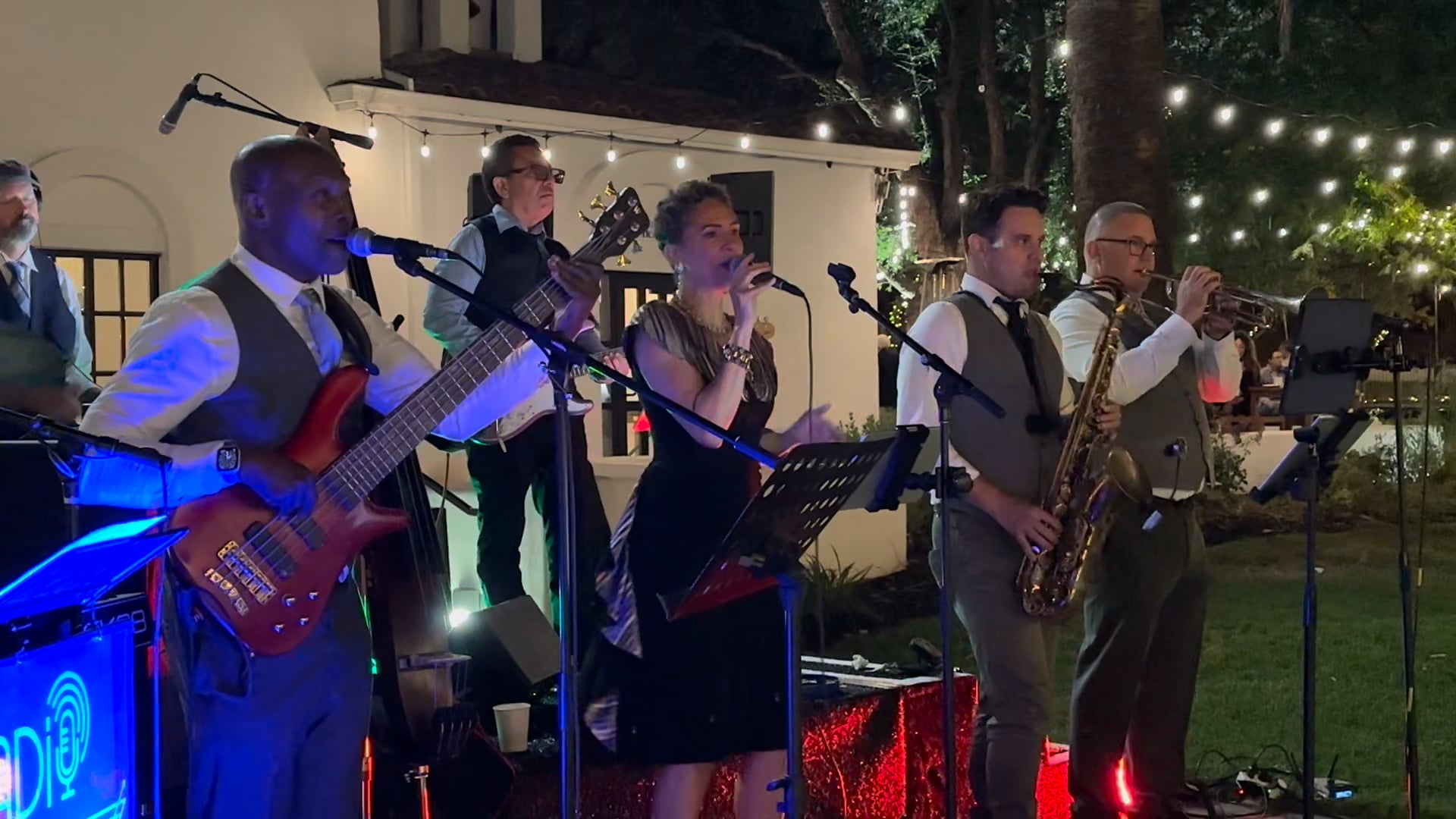 "Ain't Nobody" - Corporate Party (Live) | Radio Gatsby