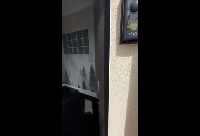 Studio/large room. Private kitchen & bathroom Main Photo