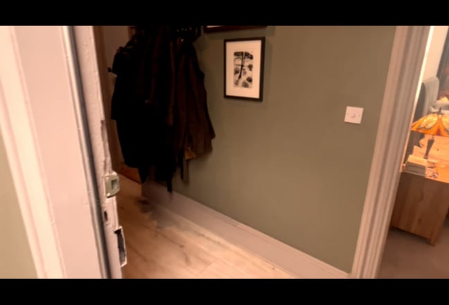 Private Suite: Two Rooms in the Heart of Marchmont Main Photo