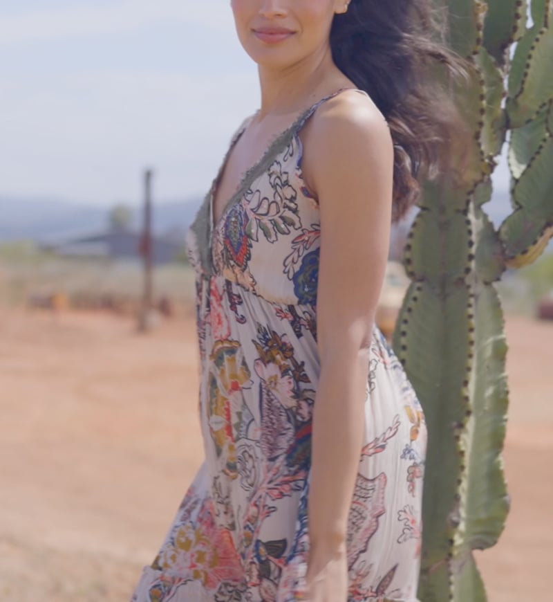 Vidéo: Robe Longue Hapiness