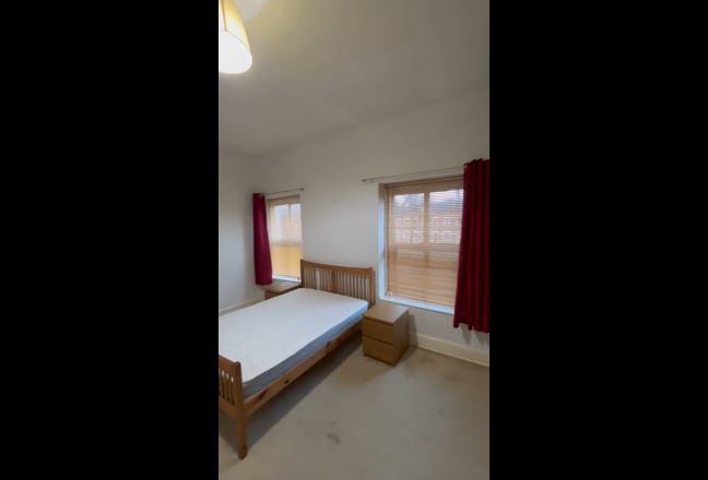 Double room in cosy Prof/Post Grad House Main Photo