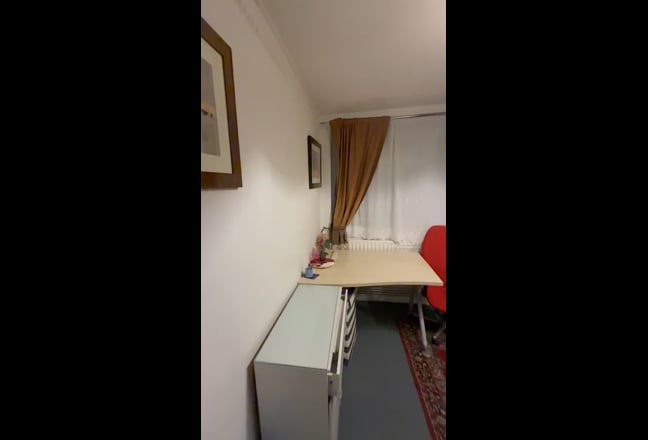 Double room in Springfield Park  Main Photo