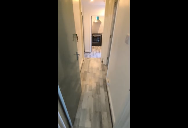 Highbury very clean ground floor garden studio Main Photo