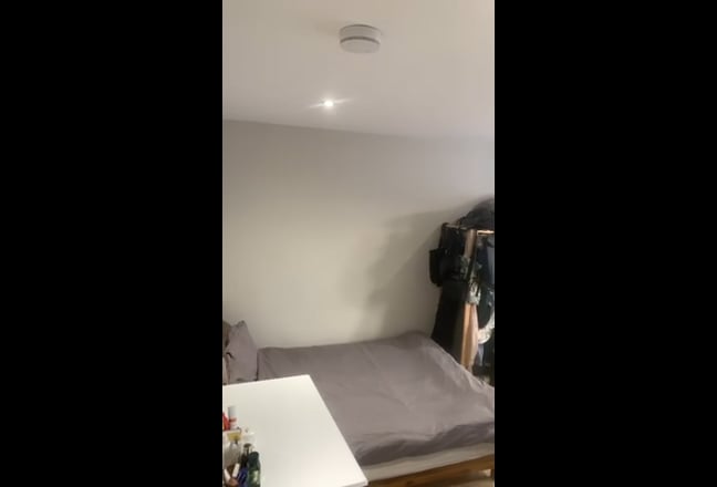 Large Double Bedroom with own Bathroom Main Photo