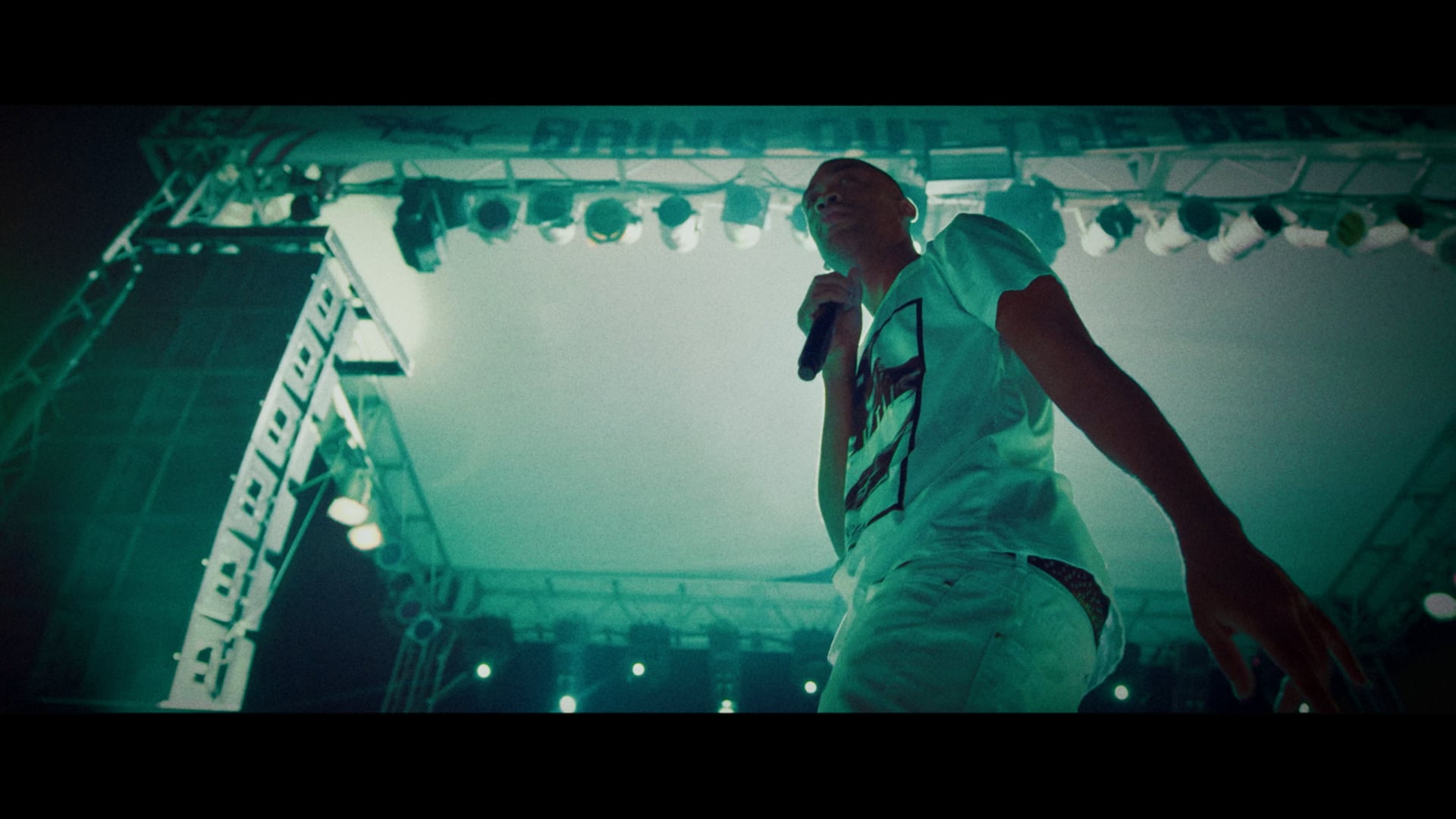 A.M. SNiPER - BUS PASS ft Wiley