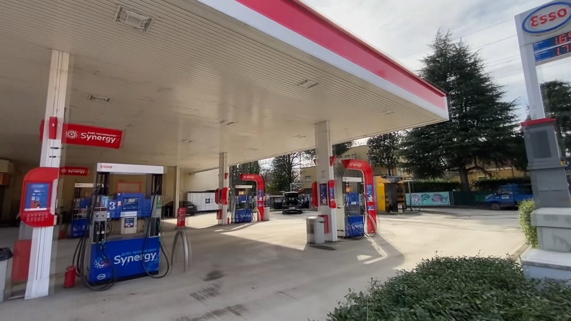 Linea verde del tram: in via di Corticella commercianti al collasso