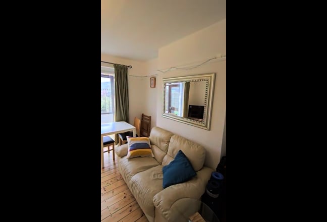 Single Room in a Friendly Houseshare Main Photo