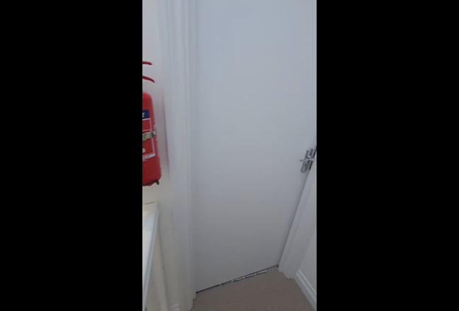 Brand New En Suites & Double Bedrooms In UB6 Main Photo