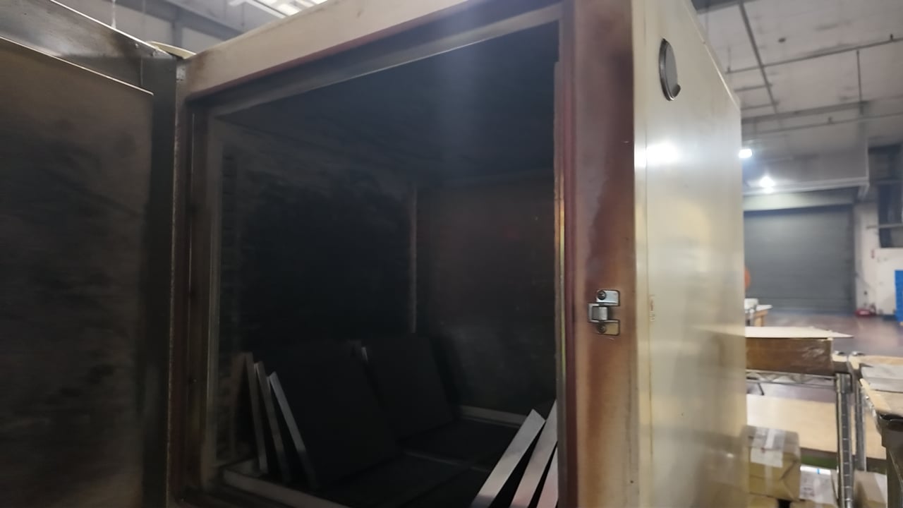 アニール処理設備