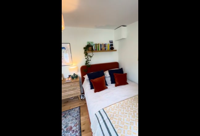 2 Bedrooms available in Bishopston  Main Photo