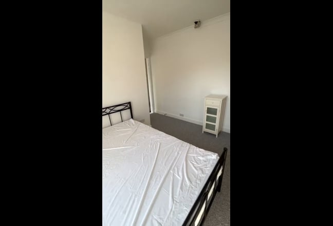 Two Rooms Remaining- own bathroom -Golden Triangle Main Photo