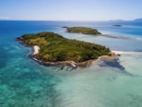 Nanuyasesara & Nanuyabuli Islands – Private island in Fiji, South Pacific – video thumbnail