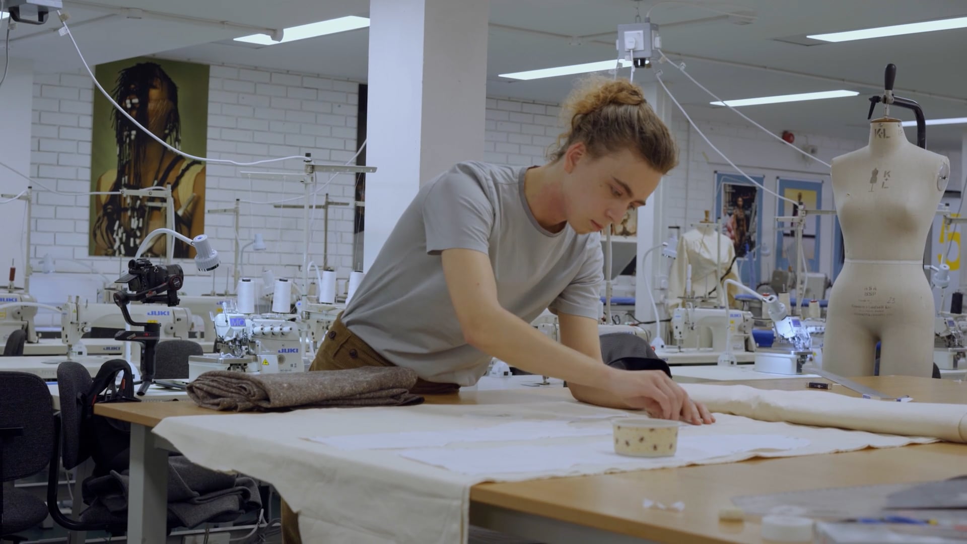 BA (Hons) Fashion – Maeve