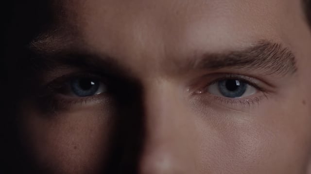 video Stronger With You Absolutely de Emporio Armani Parfum