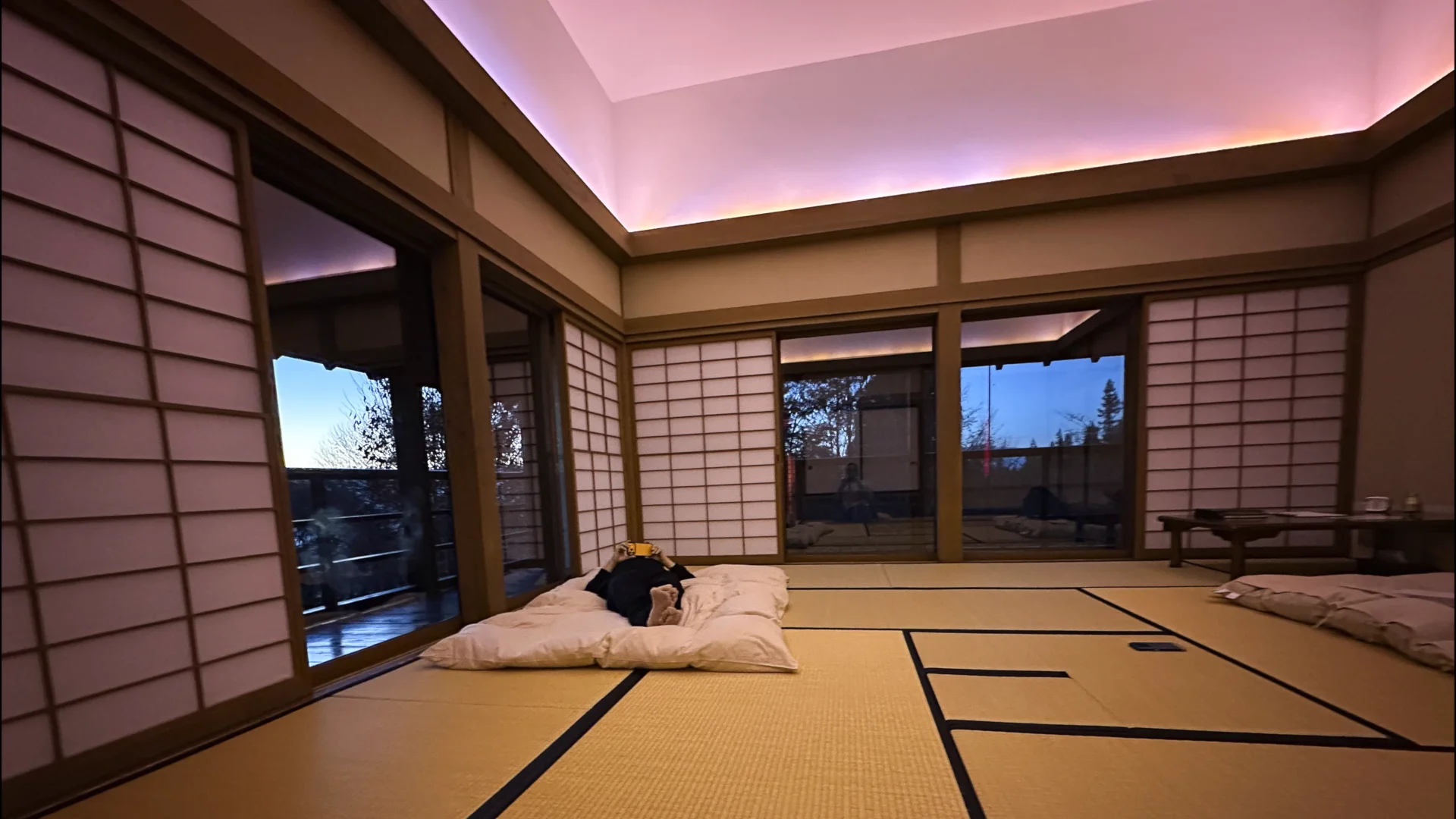 アート・デザイン・音楽 The Zhenru House's Collection I want you to sense yourself sensing” James Turrell - Latitude 65