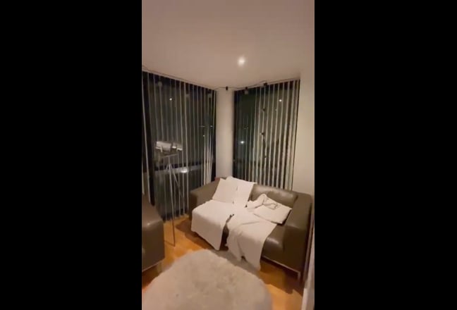 Large double bedroom in Roberts wharf, city centre Main Photo