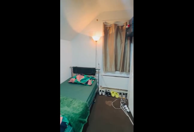 Single Room in Cowley. Good Bus Routes! Main Photo