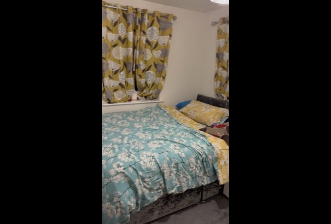 Large full furnished double room available to rent Main Photo