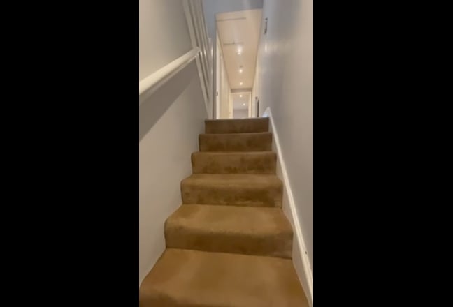 Modern 1-Bedroom Flat – Wightman Road, N4 Main Photo